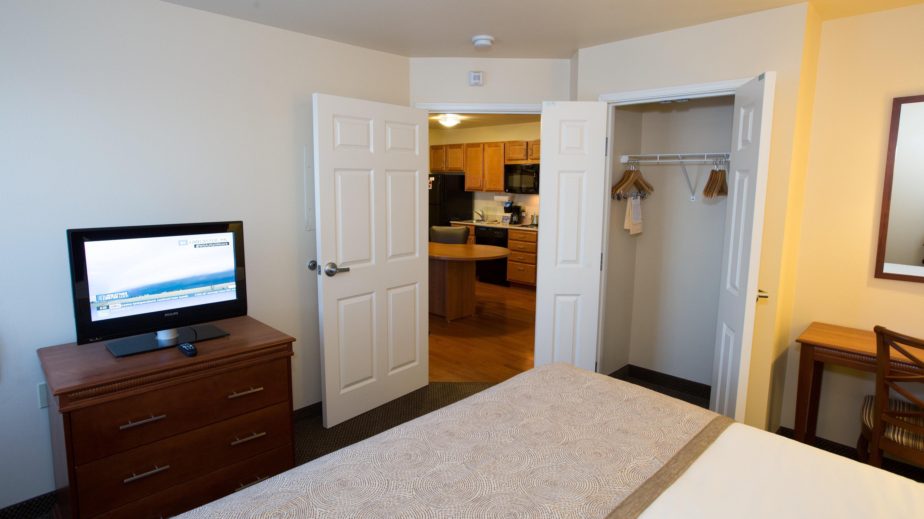 Candlewood Suites Springfield South By Ihg Exterior foto