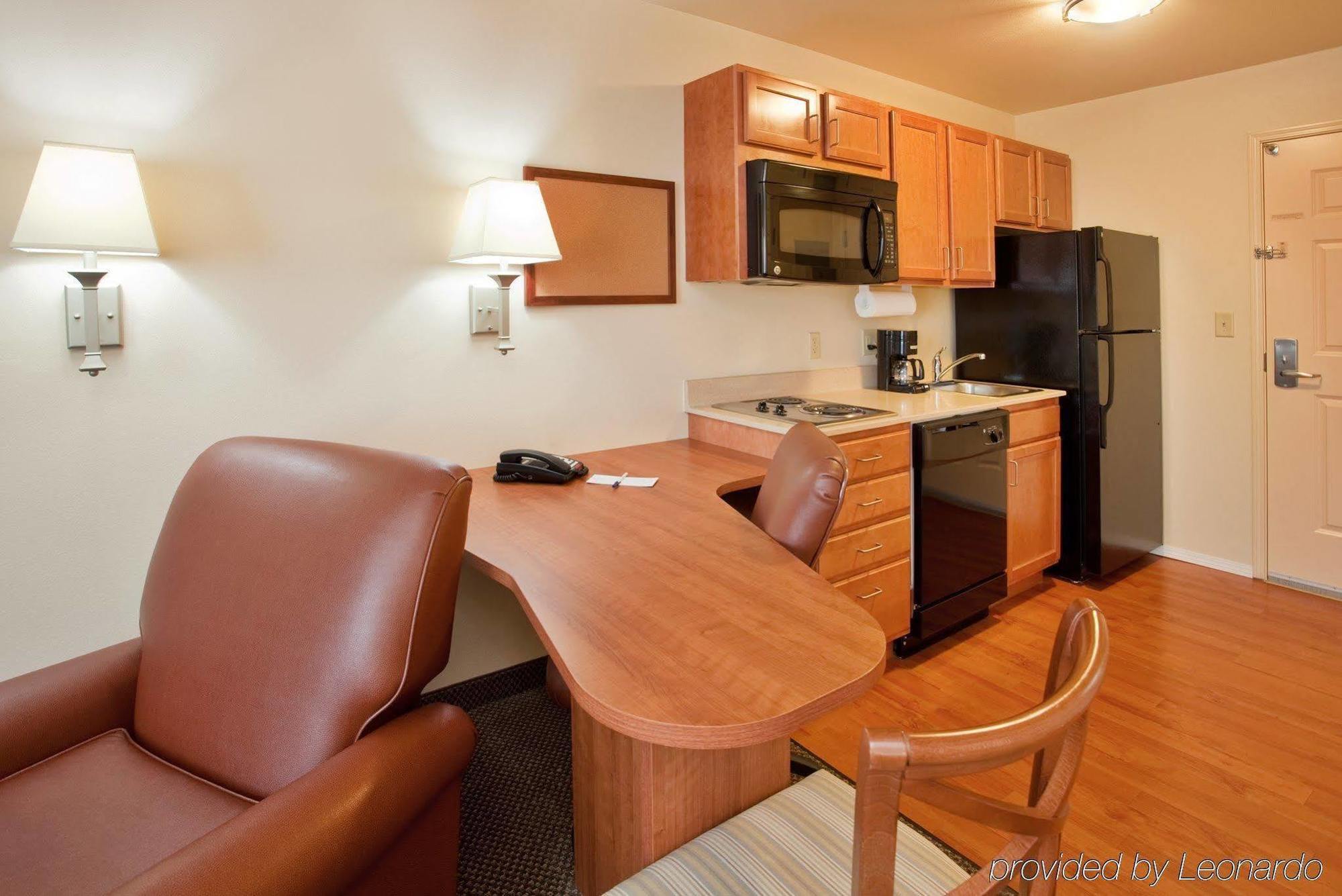 Candlewood Suites Springfield South By Ihg Exterior foto