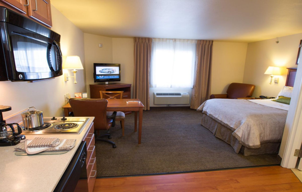 Candlewood Suites Springfield South By Ihg Exterior foto